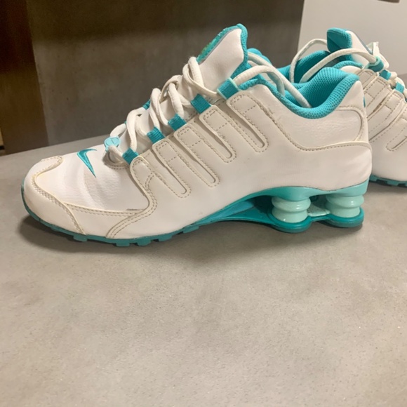 teal nike shox